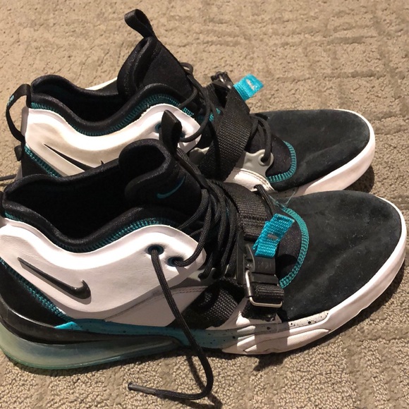 nike 270 command force